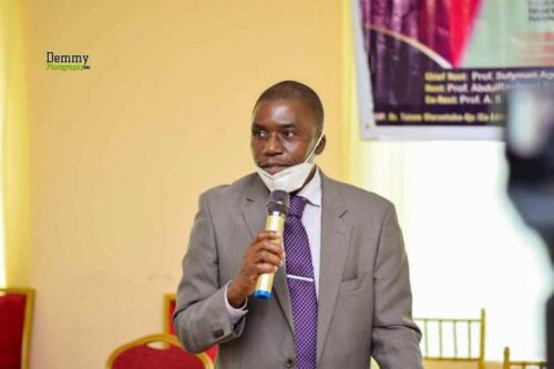 Rev-Dr.-Taiye-Adeola-MC-768x512 (1) (1)